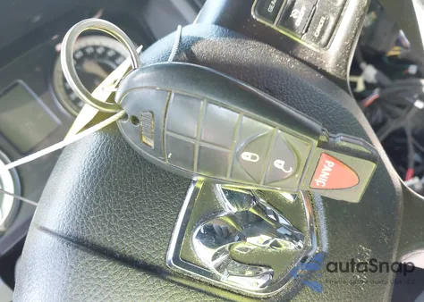 2021 Ram 1500 Classic Tradesman 4X2 6'4 Box z USA, uszkodzony, nr VIN 1C6RR6FG4MS564109